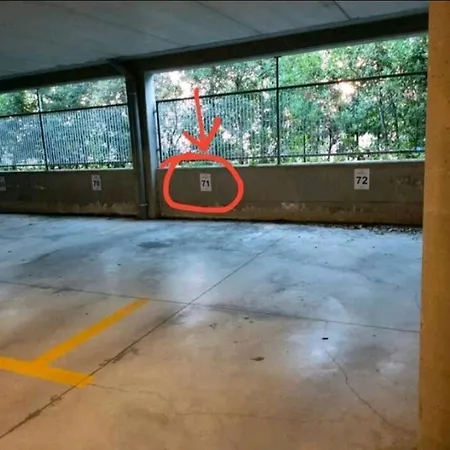 Clara Parking,wifi,jacuzzi On *