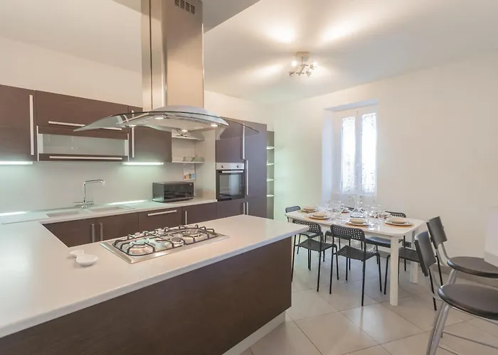 Tatil Evi Clara Parking,wifi,jacuzzi On Torno